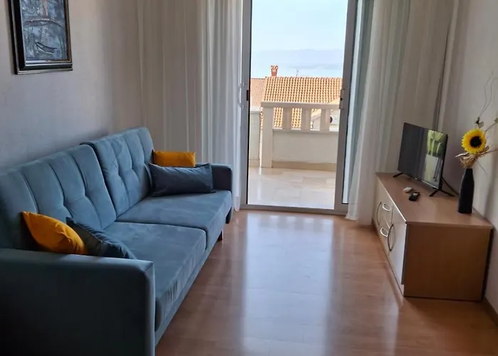 Apartment Irena Bol