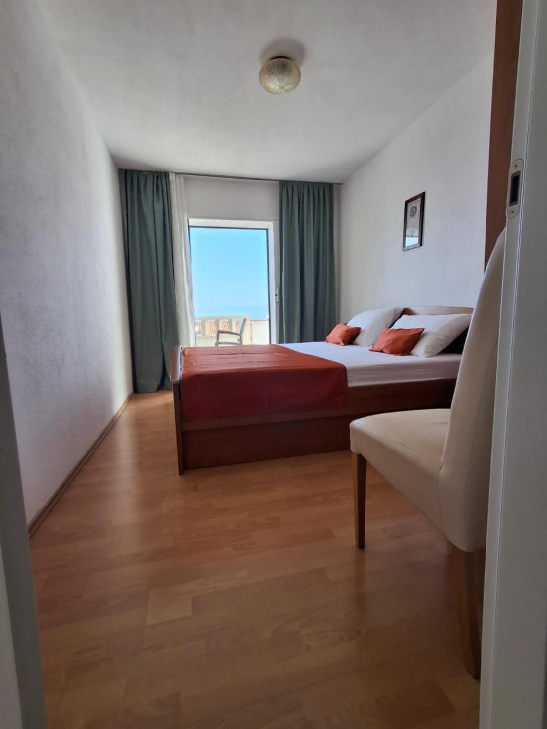 Irena Apartman